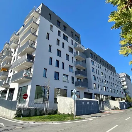2 With Terrace, New Building, Jarabinkova Street Апартаменты Братислава